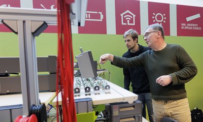 Jan Geurts van Kessel, PD kandidaat Netbewust Normeren. Fotograaf Stefan van Nieuwenhoven (in opdracht van ElaadNL / HAN)